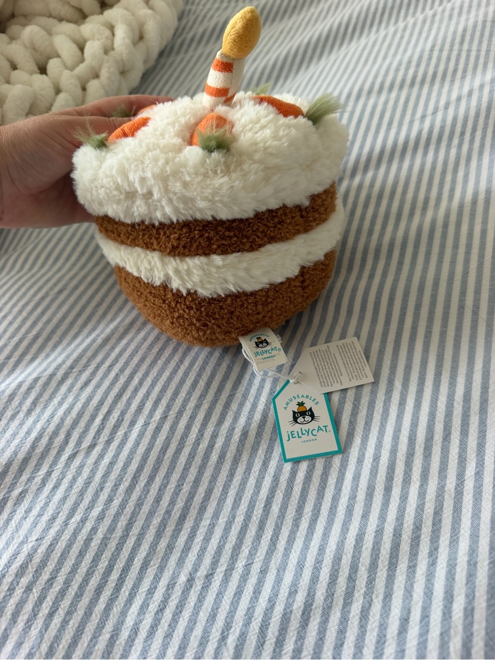 Jellycat Amusables Carrot Cake - Picture 7 of 9